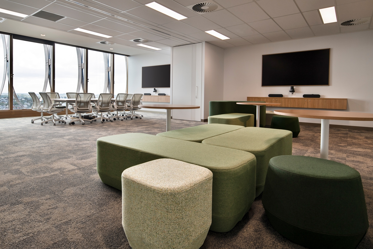 furniture, computer hardware, electronics, hardware, monitor, screen, indoors